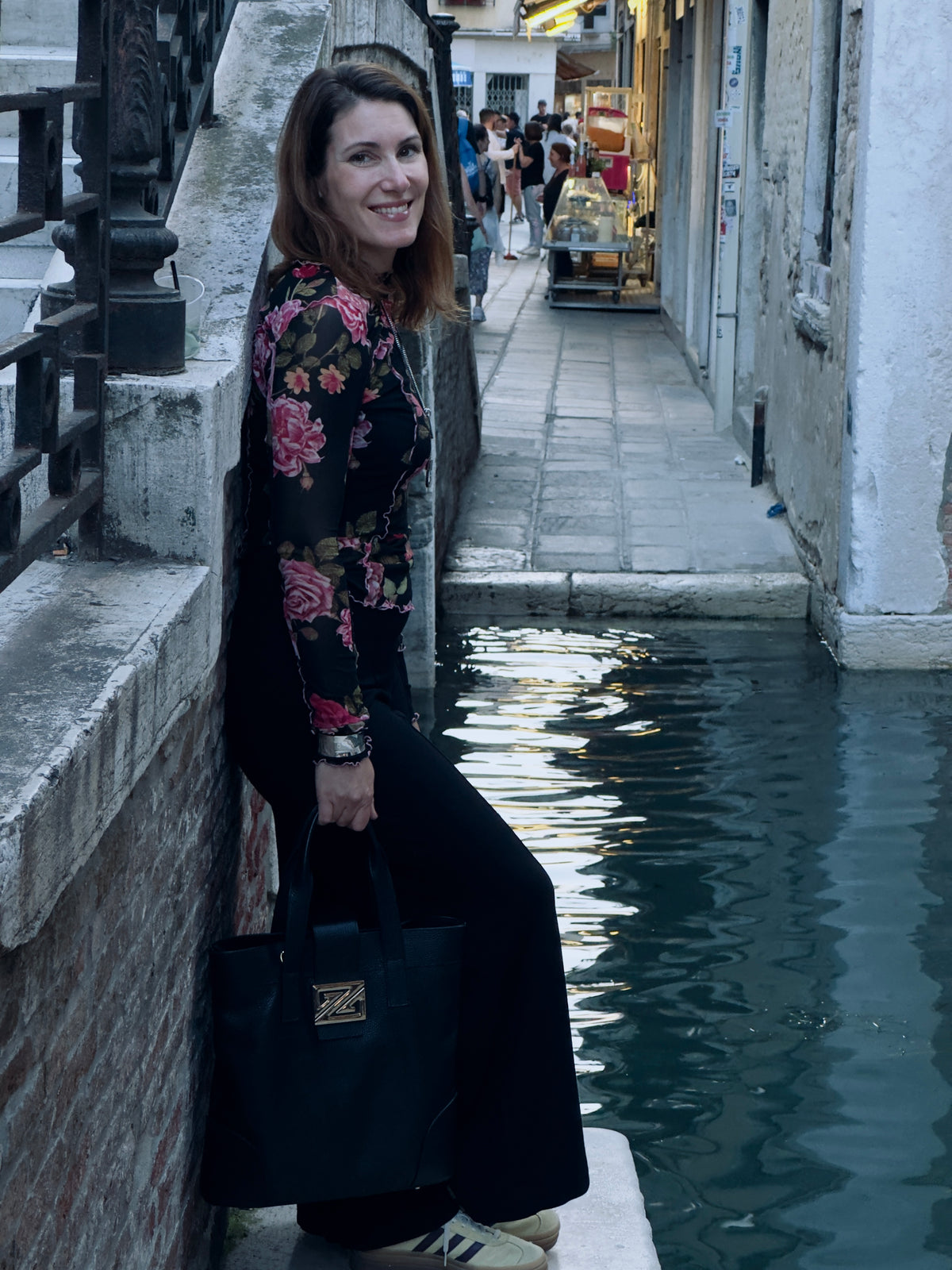 Zoey Bag – Bolsa Tote de Couro para Trabalho e Viagem – Couro Legítimo Italiano – Feita na Itália