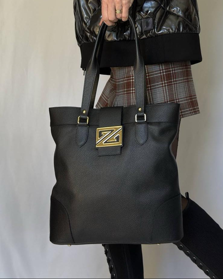 Zoey Bag – Bolsa Tote de Couro para Trabalho e Viagem – Couro Legítimo Italiano – Feita na Itália