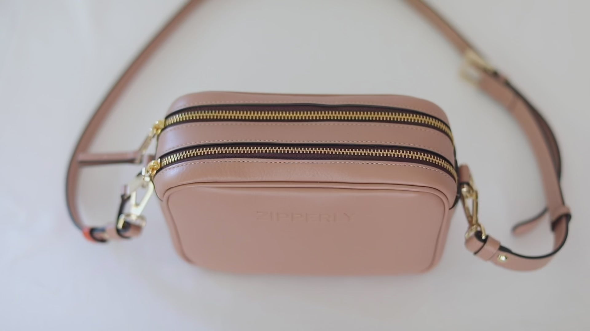 Samy Bag - Italian Genuine Leather - Crossbody / Shoulder